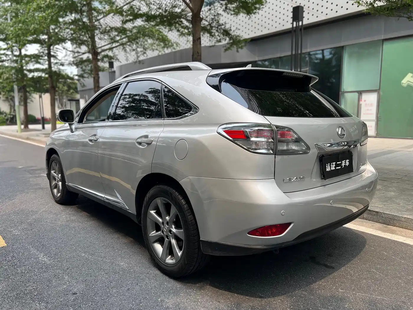 Lexus RX Classic 2009 Model 350 Luxury Edition фото 13