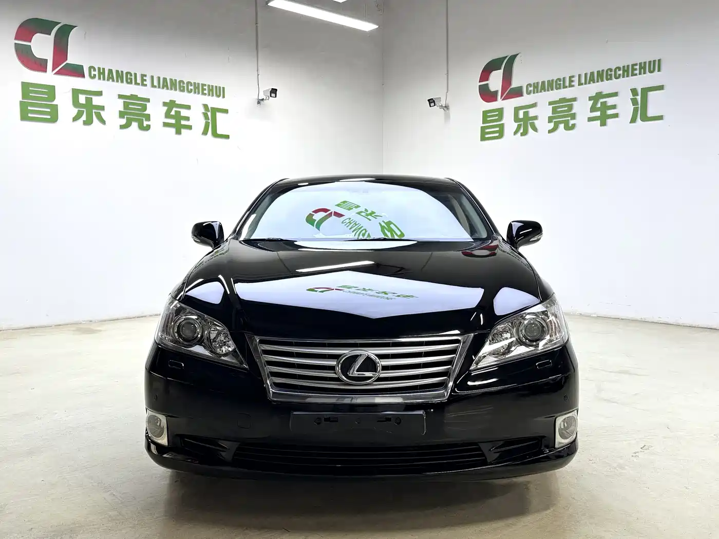 Lexus ES 2010 240 Luxury Edition фото 2
