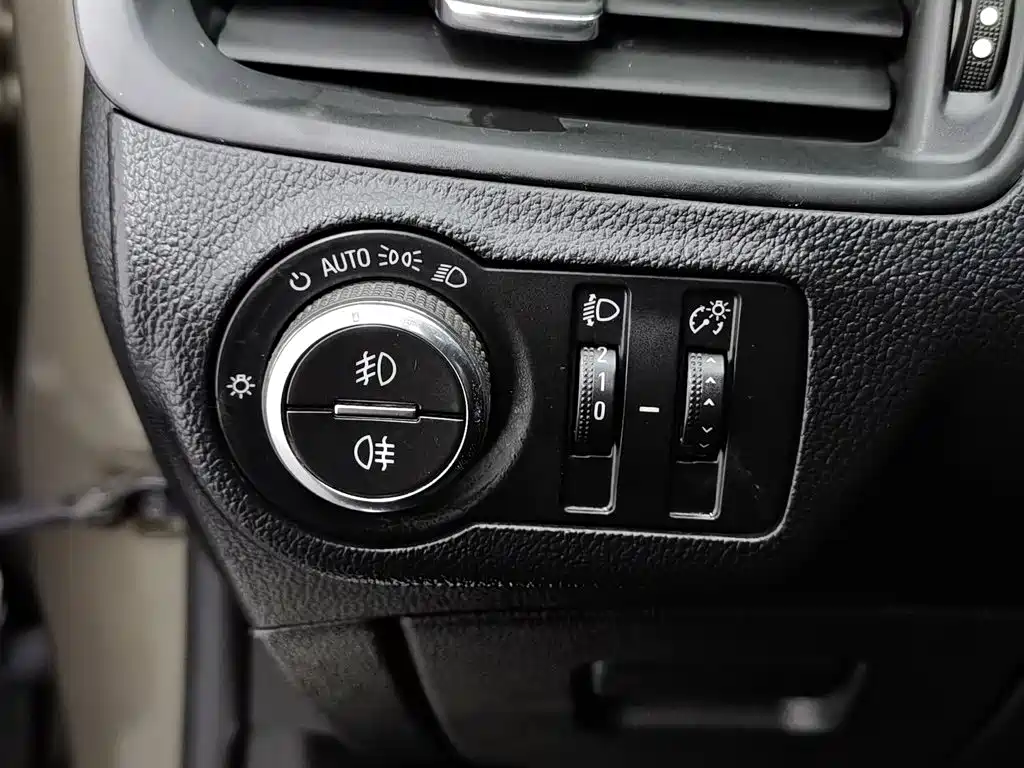 Buick Envision Plus 2015 2016 20T 2WD Leading