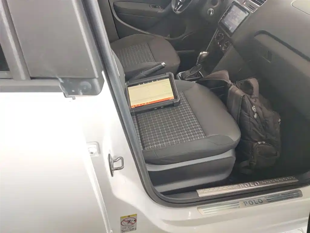Volkswagen Polo 2016 1.6L Automatic Comfort фото 25