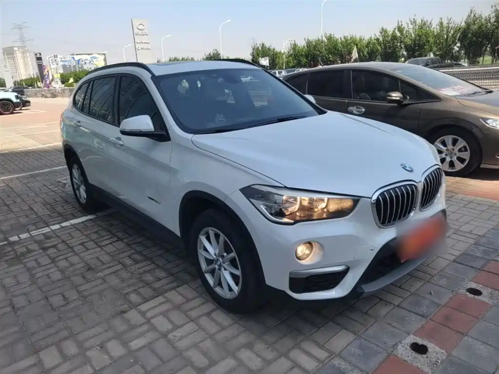 BMW X1 2016 sDrive18Li Fashion Model фото 4