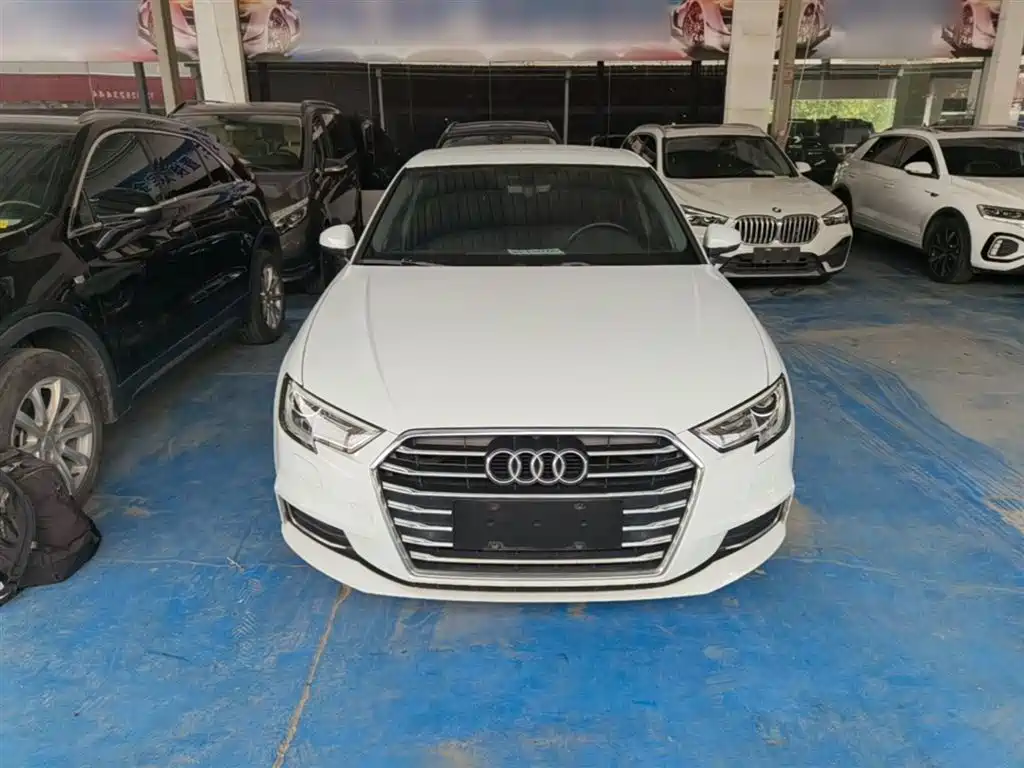 Audi A3 2019 Sportback 35 TFSI Progressive China V фото 3