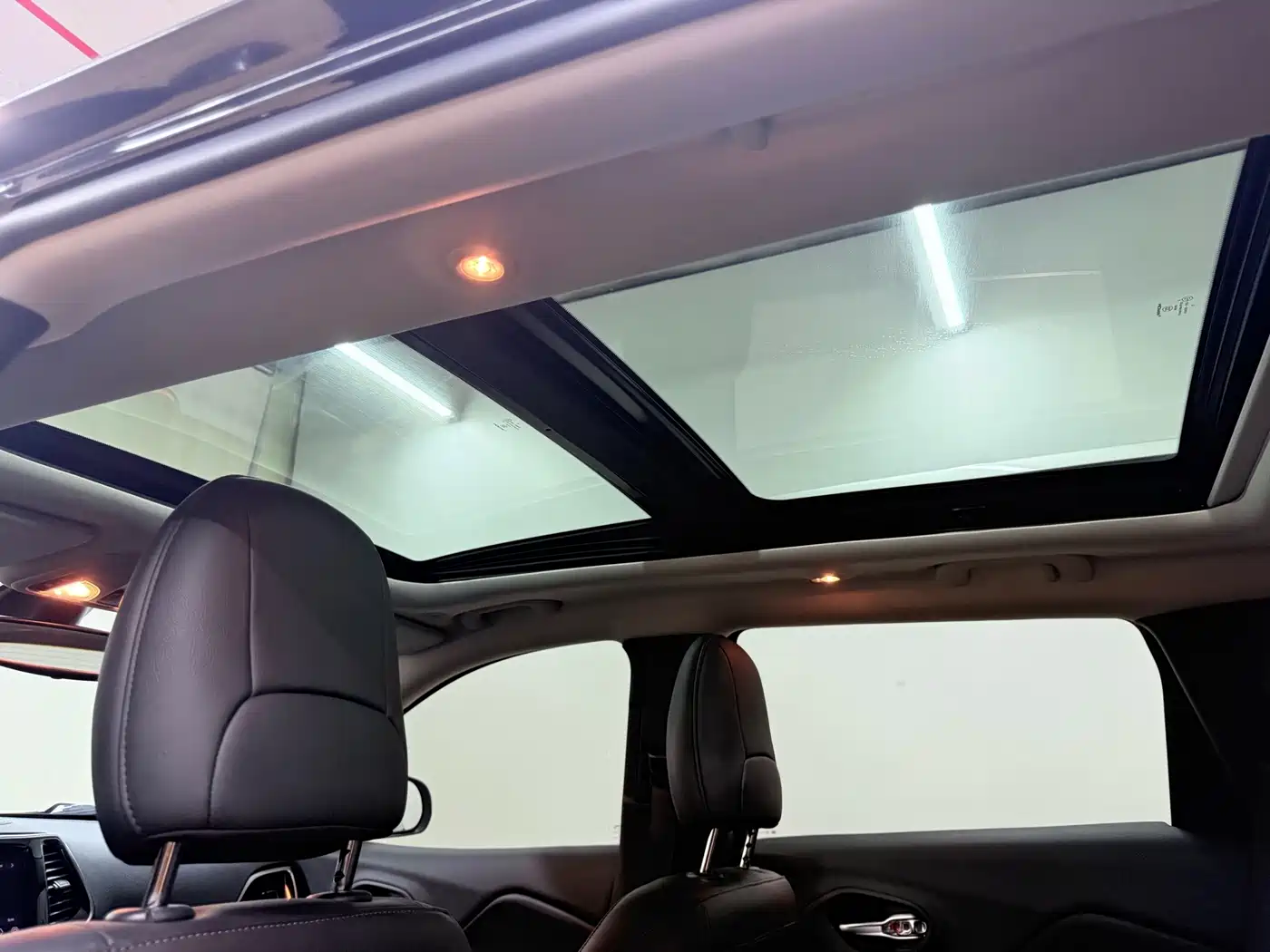 Jeep Cherokee 2021 2020 2.0T 2WD Leading Edition