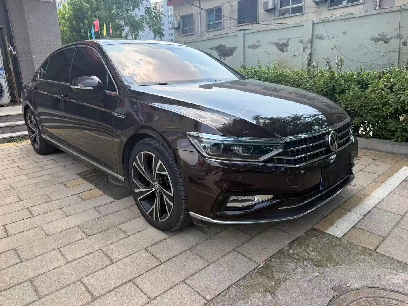 Photo 3 - Volkswagen Magotan