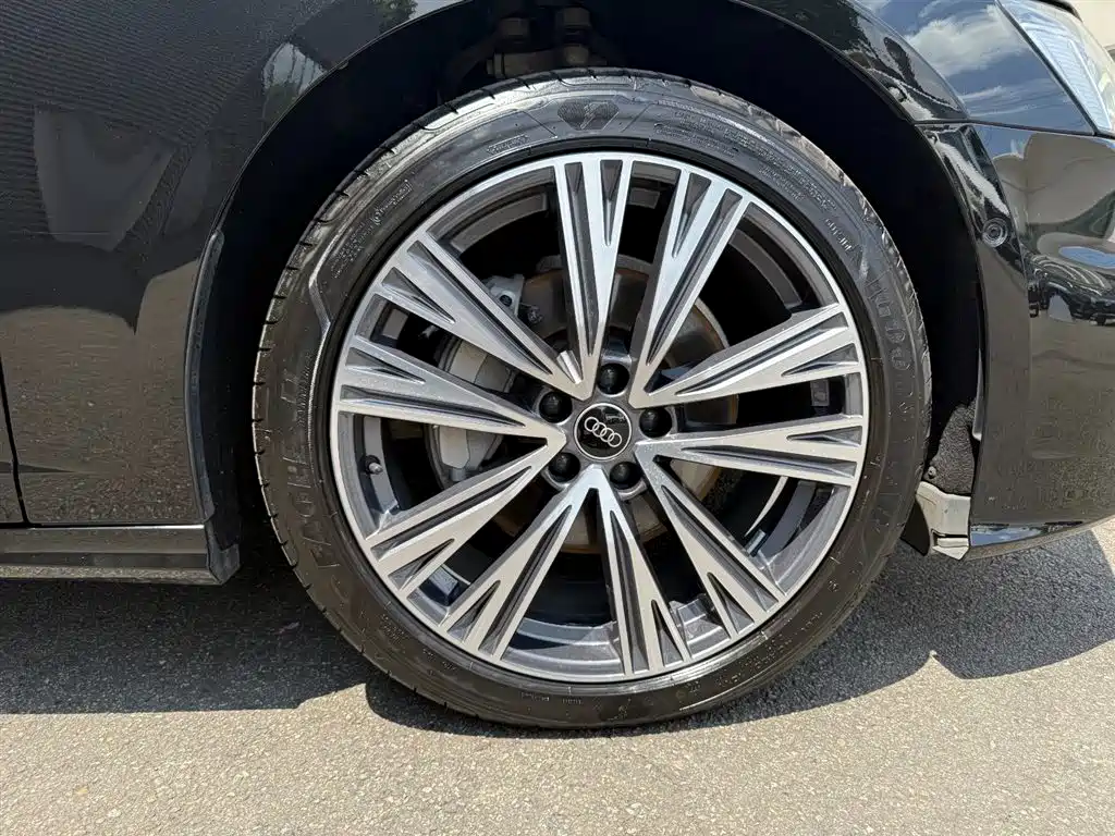 Audi A6L 2024 45 TFSI quattro Premium Dynamic фото 14