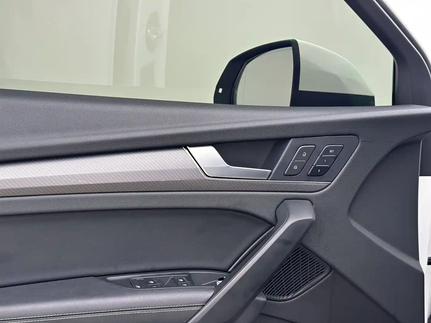 Audi Q5L 2022 45T Luxury Dynamic фото 12