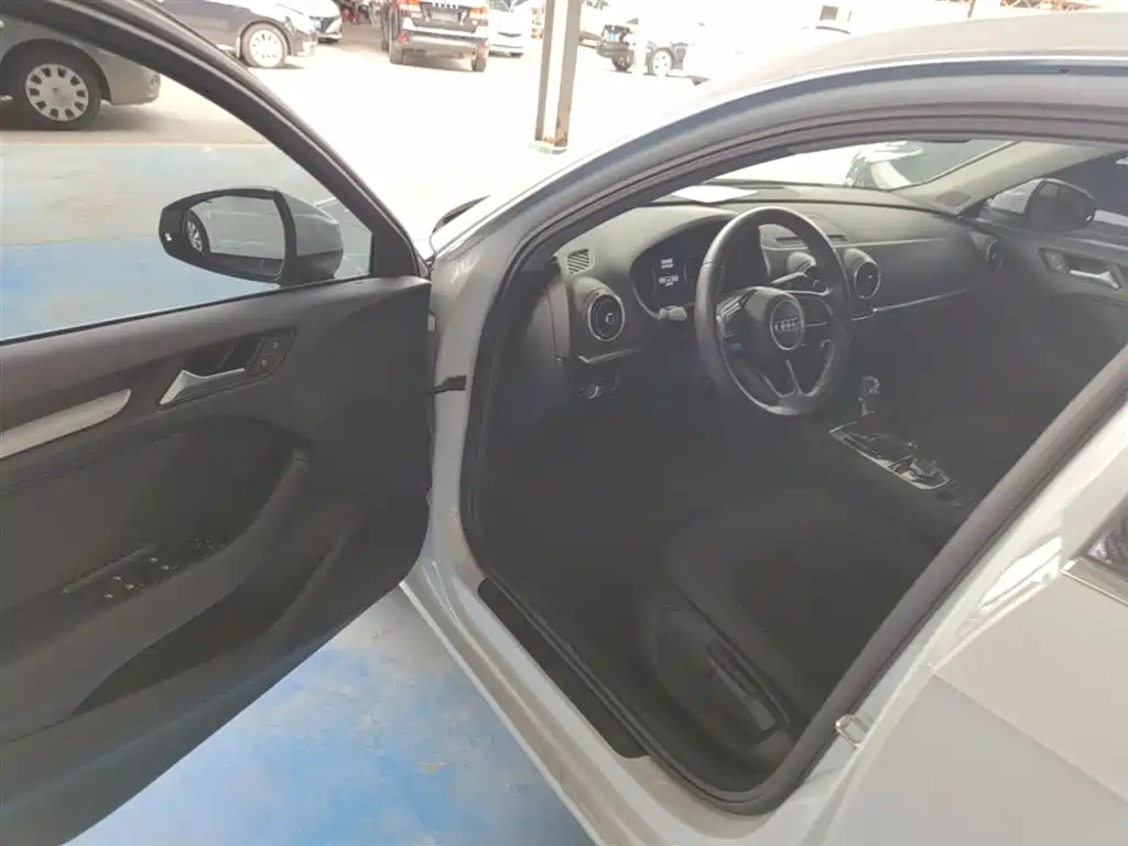 Audi A3 2019 Sportback 35 TFSI Progressive China V фото 16