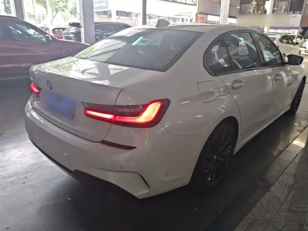 BMW 3 Series 2022 Facelift 325Li M Sport Shadow Edition фото 7