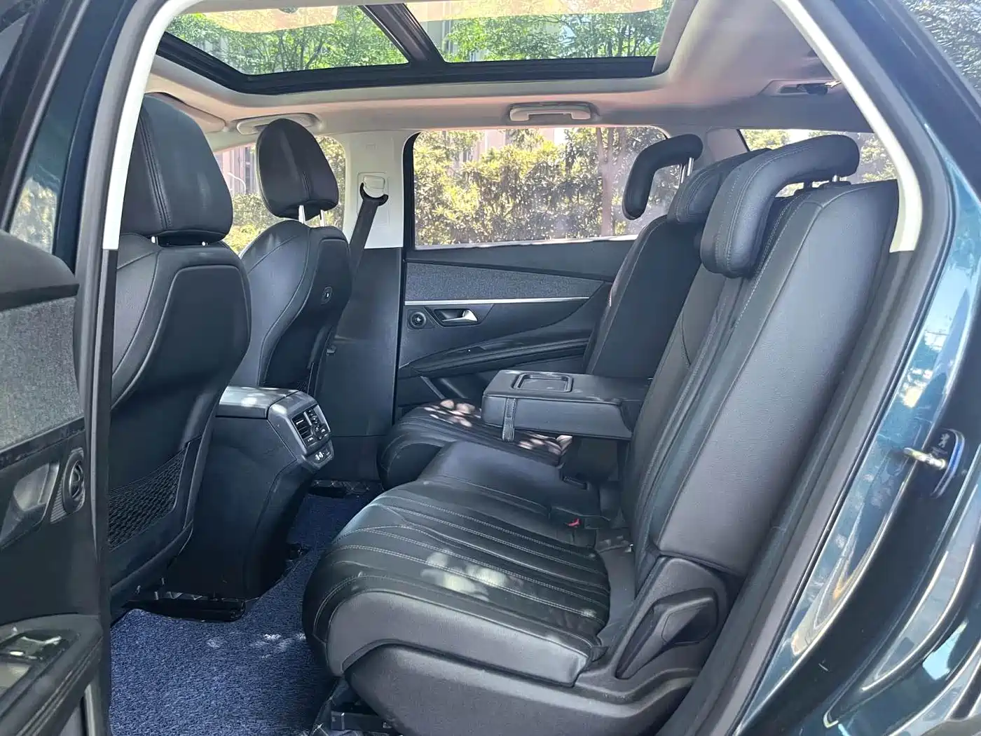 Peugeot 5008 2017 380THP 7-seat Luxury Edition фото 14