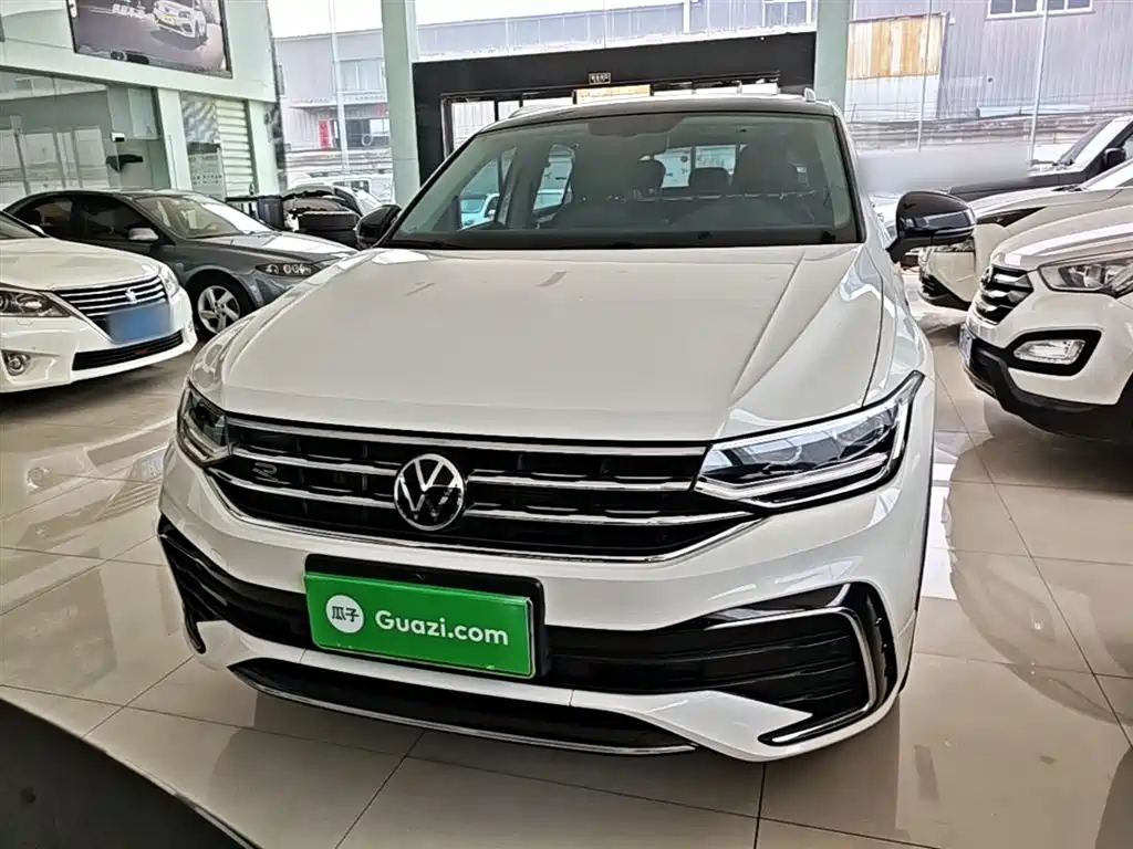Volkswagen Tiguan X 2022 330TSI 2WD Flagship Edition фото 3
