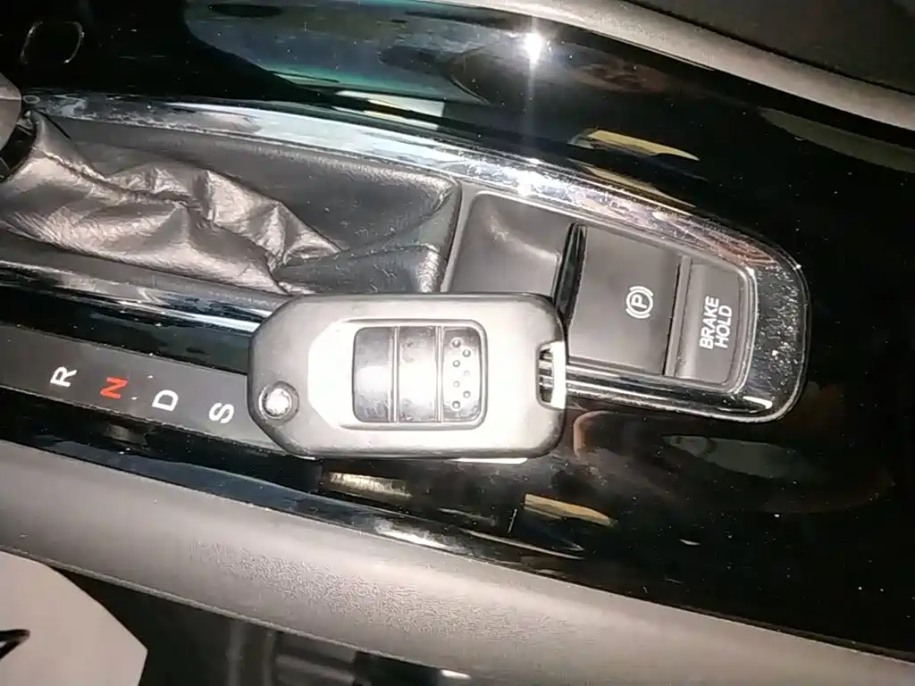 Photo 9 - Honda Vezel