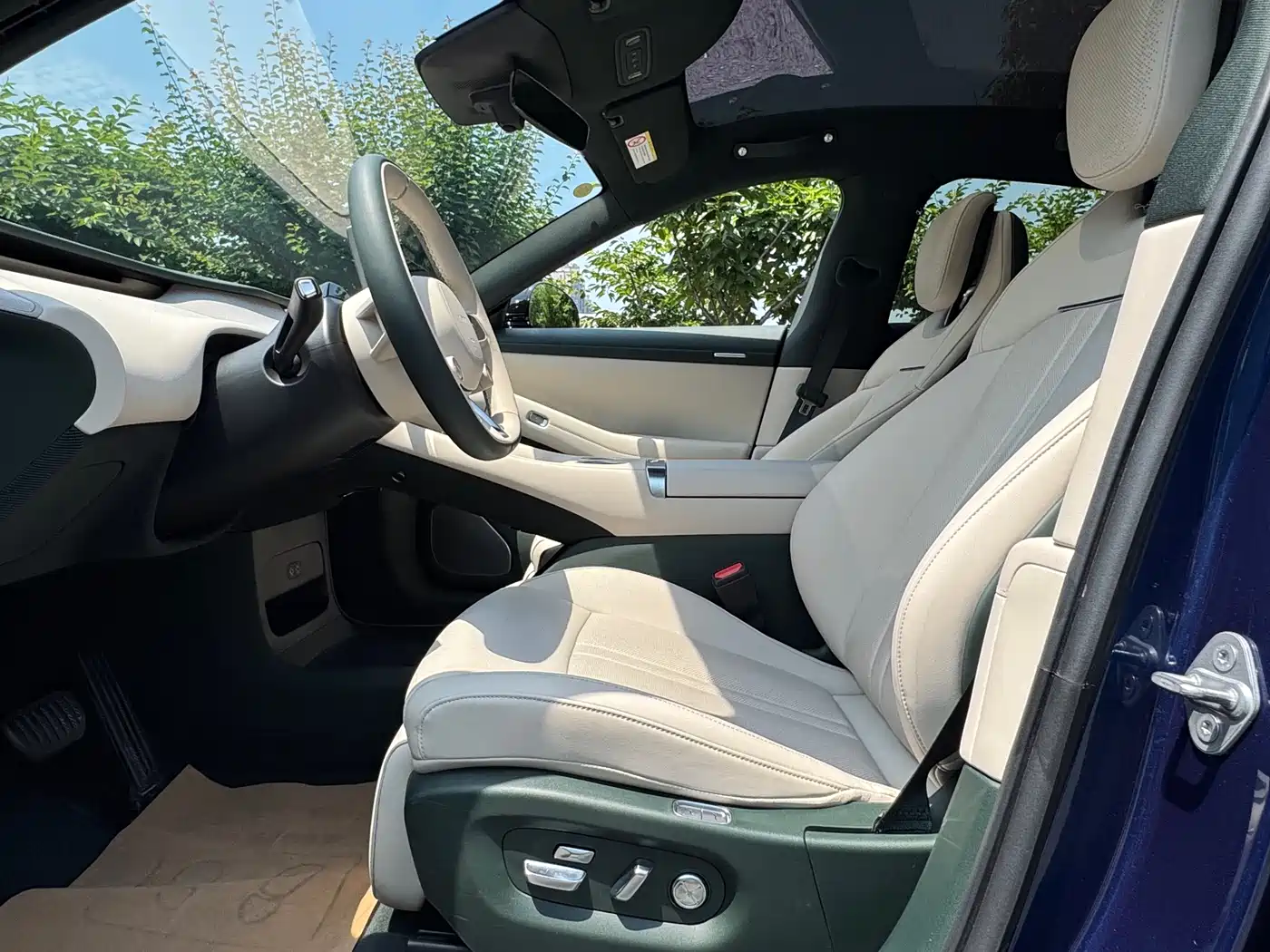 Xiaomi Auto Xiaomi YU7 2025 Extended Range RWD Edition фото 13