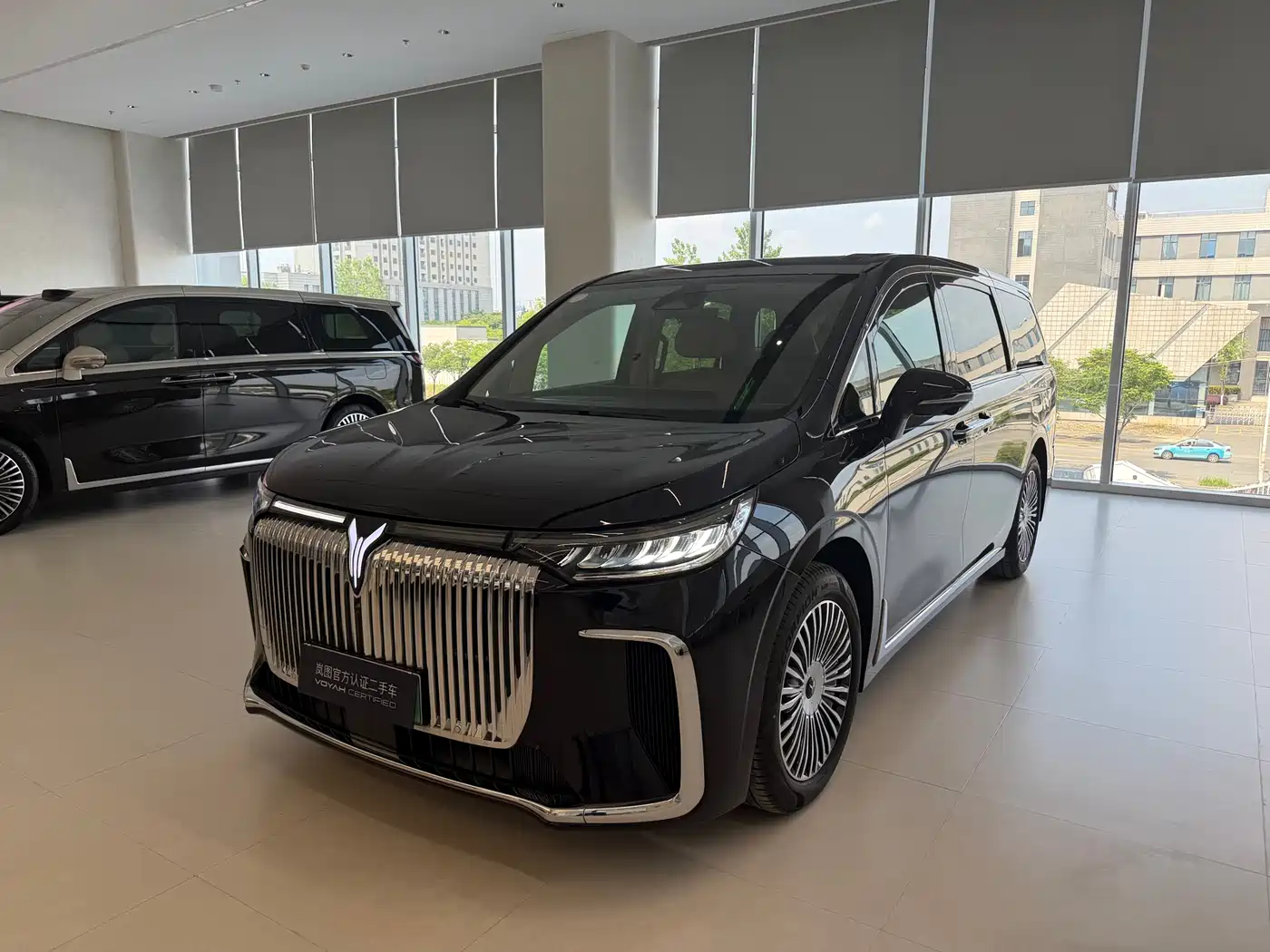 Voyah Auto Voyah Dreamer 2025 PHEV AWD Flagship Kunpeng Edition