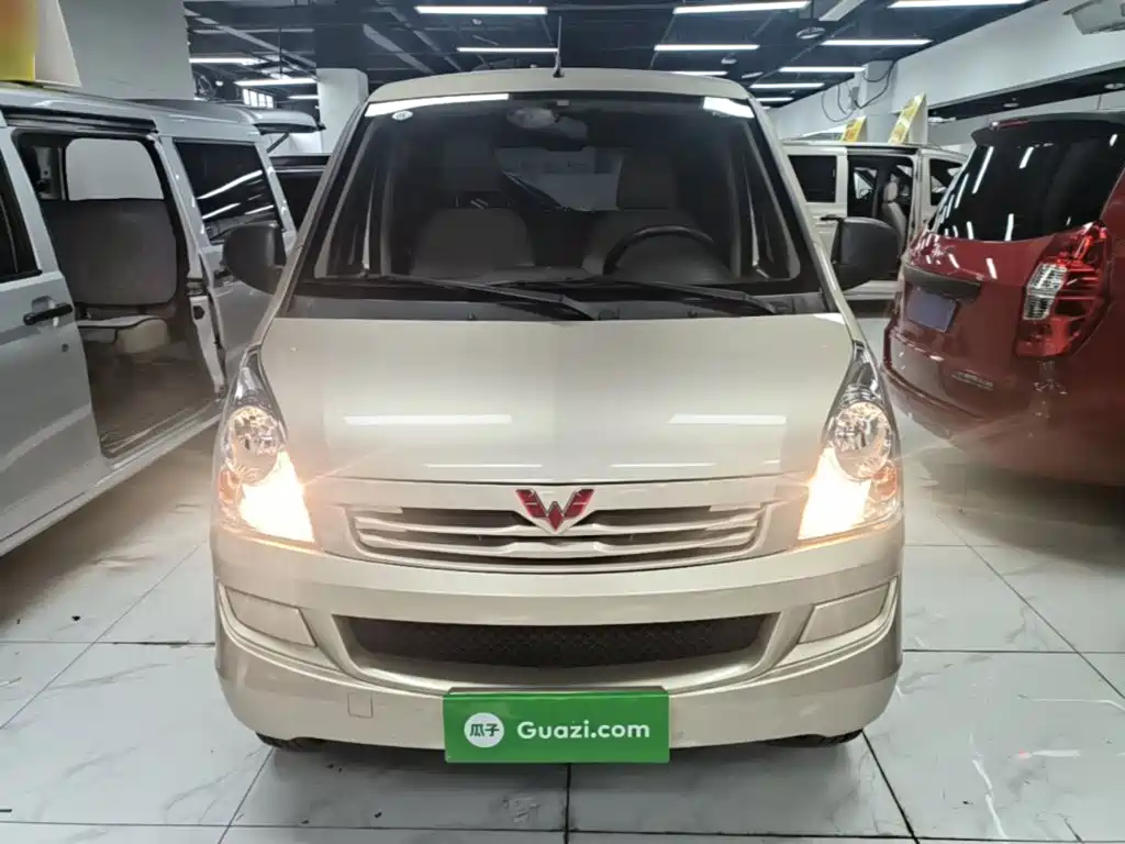 Wuling Motors Wuling Rongguang S 2024 2023 1.5L Base 5/7 Seater