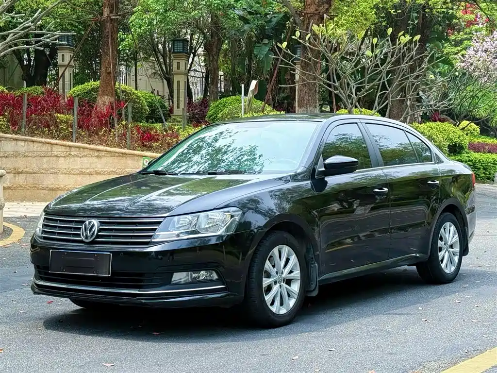 Volkswagen Lavida 2015 1.6L Automatic Comfort Edition