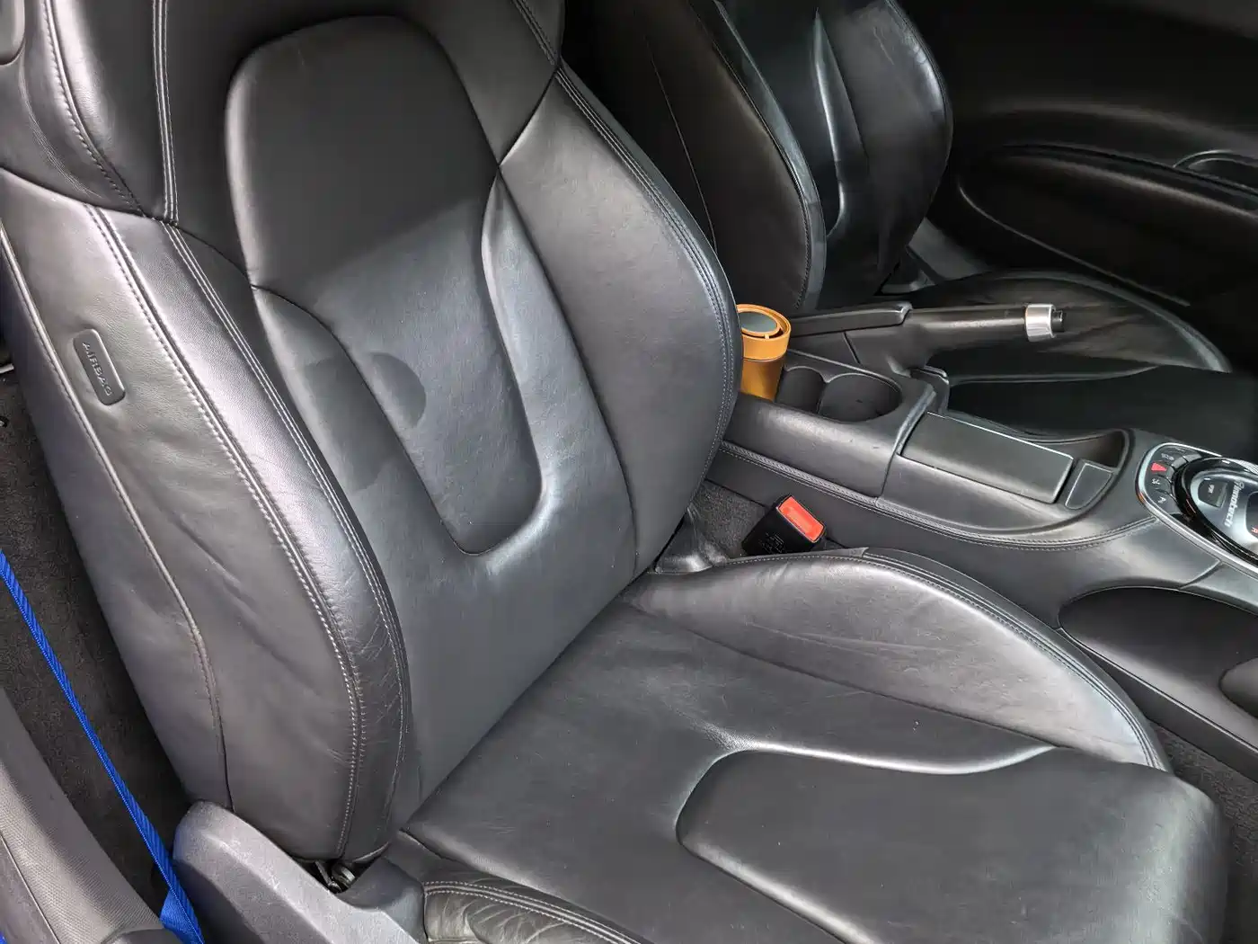 Audi R8 2014 5.2 FSI quattro фото 31