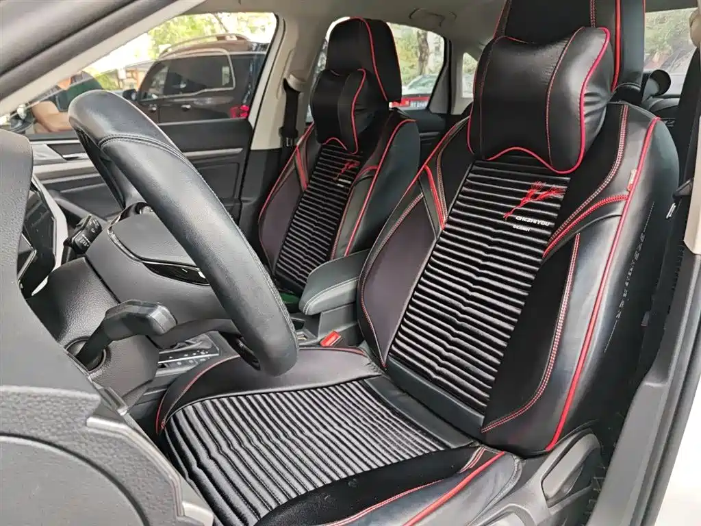 Volkswagen Lavida 2021 1.5L Auto Comfort Edition фото 12