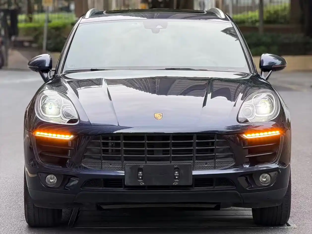 Porsche Macan 2017 Macan 2.0T фото 2
