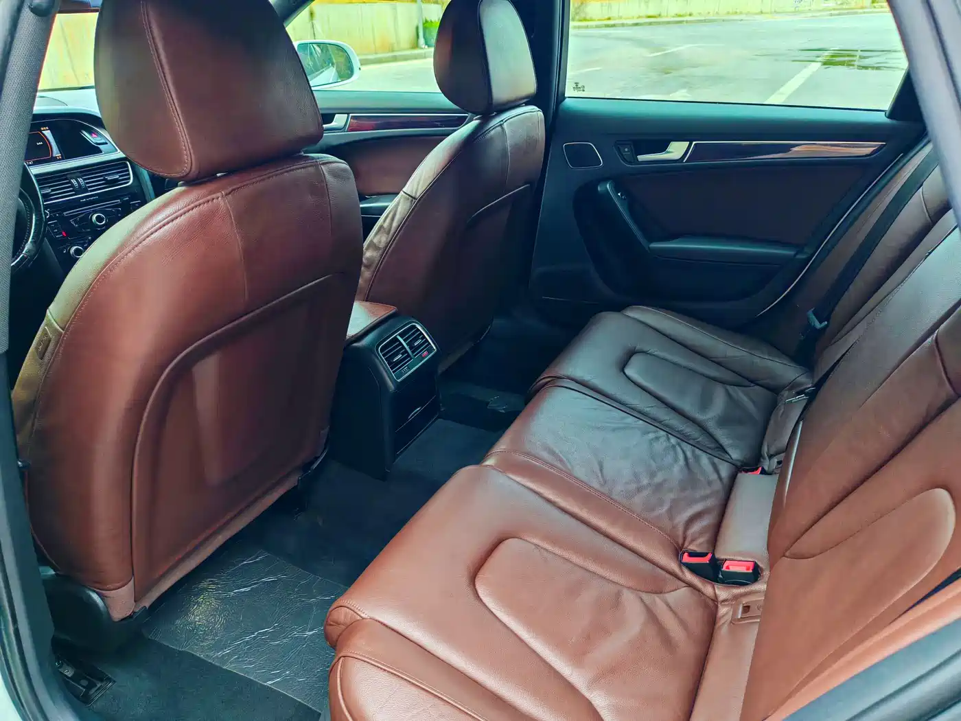Audi A4L 2015 35 TFSI Auto Comfort фото 18