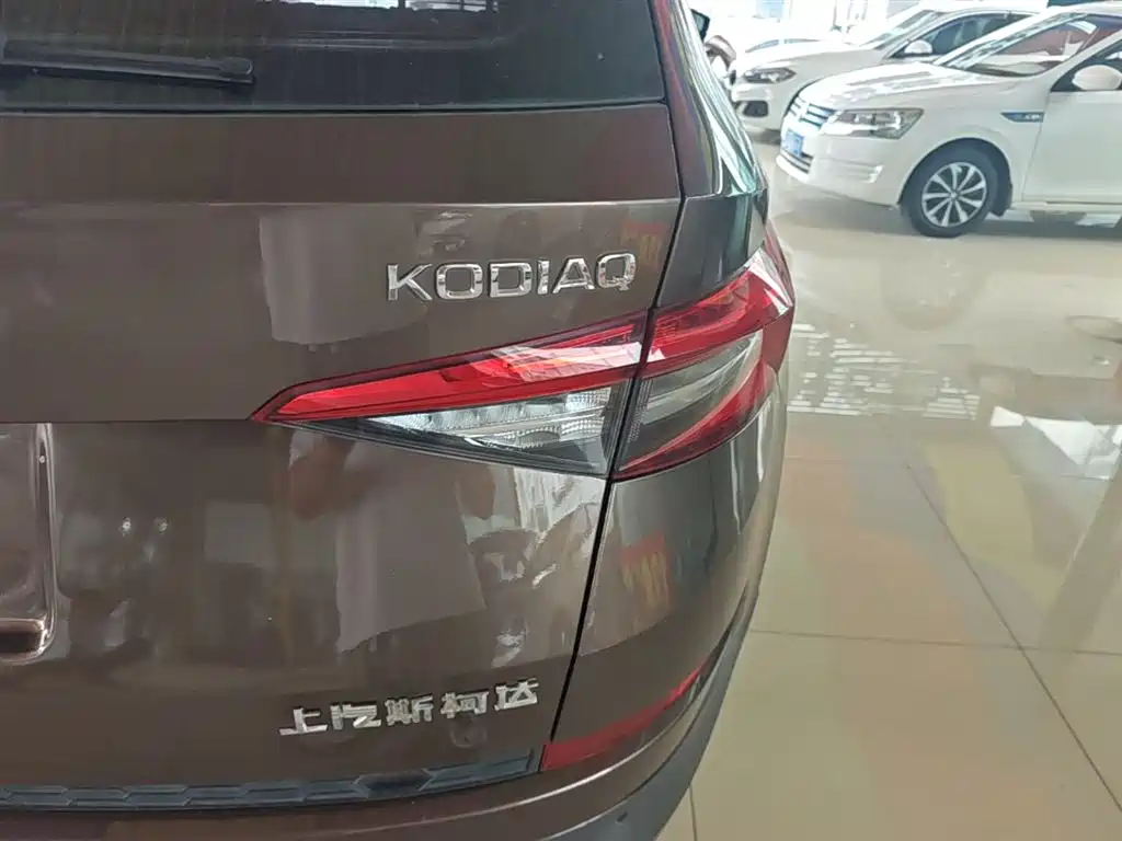 Škoda Kodiaq 2017 TSI330 5-seater 2WD Comfort Edition фото 8