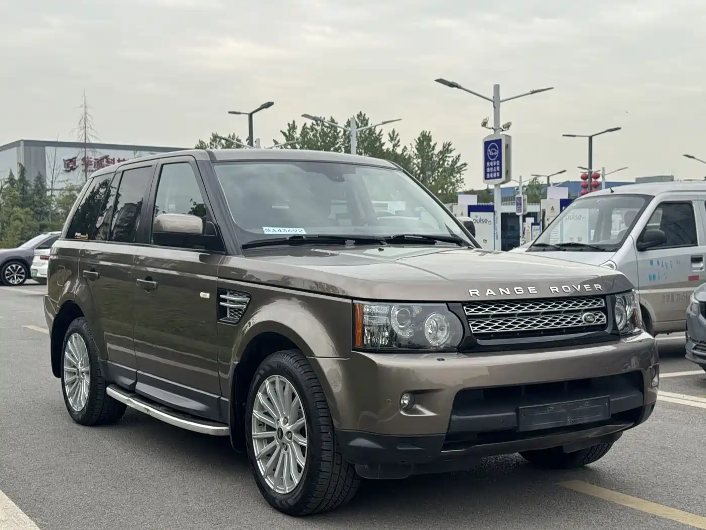 Land Rover Range Rover Sport 2013 5.0 NA V8 HSE фото 3
