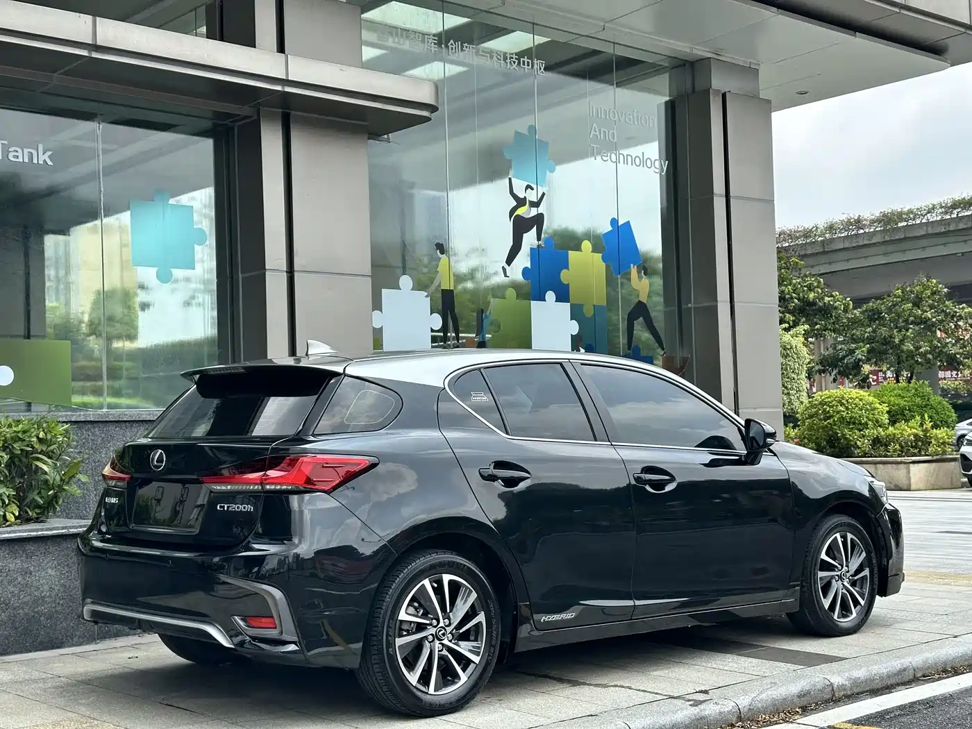 Lexus CT 2020 CT200h Elite Dual Color фото 21