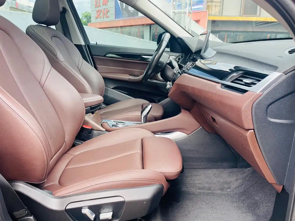BMW X1 2021 Facelift sDrive25Li Leading фото 12