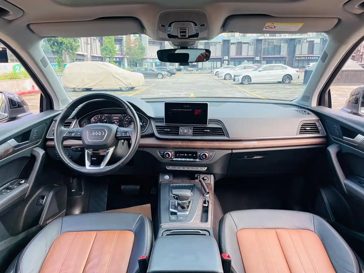 Audi Q5L 2020 45 TFSI Premium Elegance фото 3