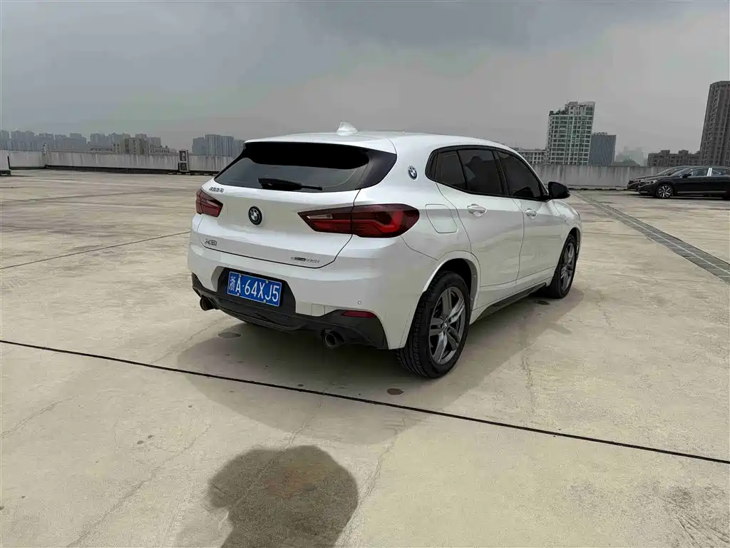 BMW X2 2023 sDrive25i M Sport Shadow Edition фото 5
