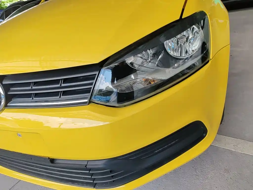 Volkswagen Polo 2015 2014 1.4L Manual Trend Edition