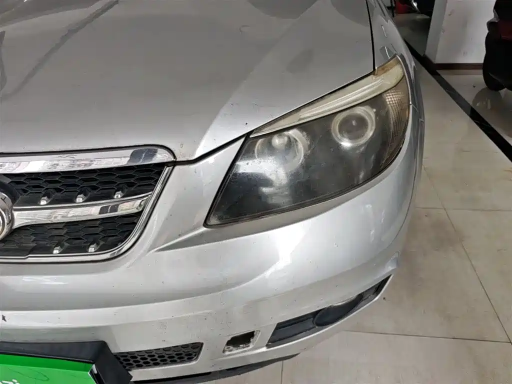 BYD S6 2014 Model 2.0L Manual Elite 5-Seater фото 24
