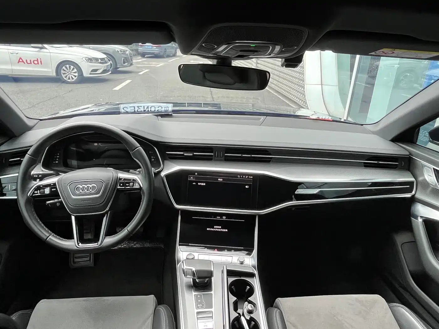Audi A6L 2023 Facelift 40 TFSI Luxury Dynamic фото 12
