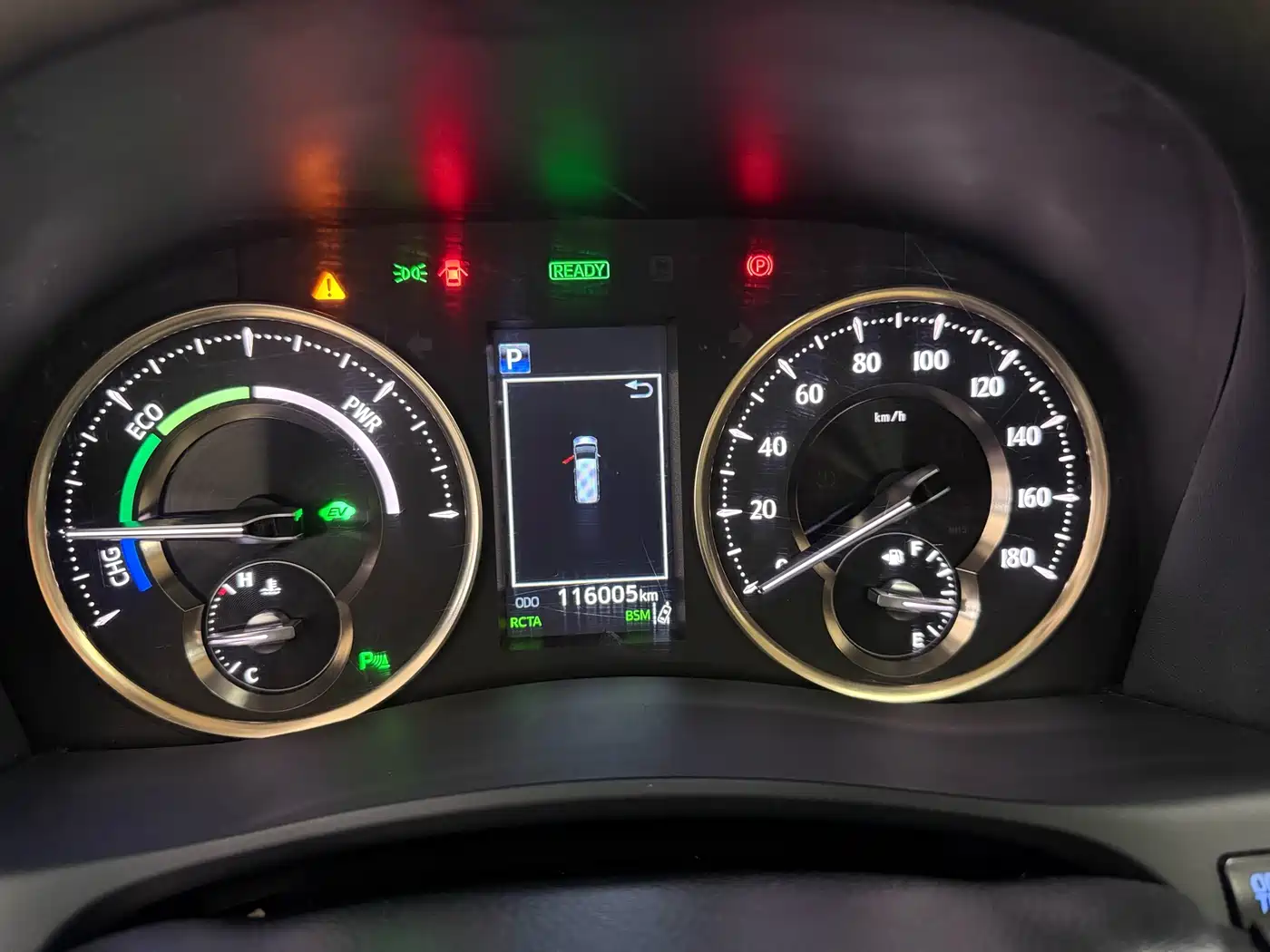 Toyota Alphard 2019 Hybrid 2.5L Luxury фото 6