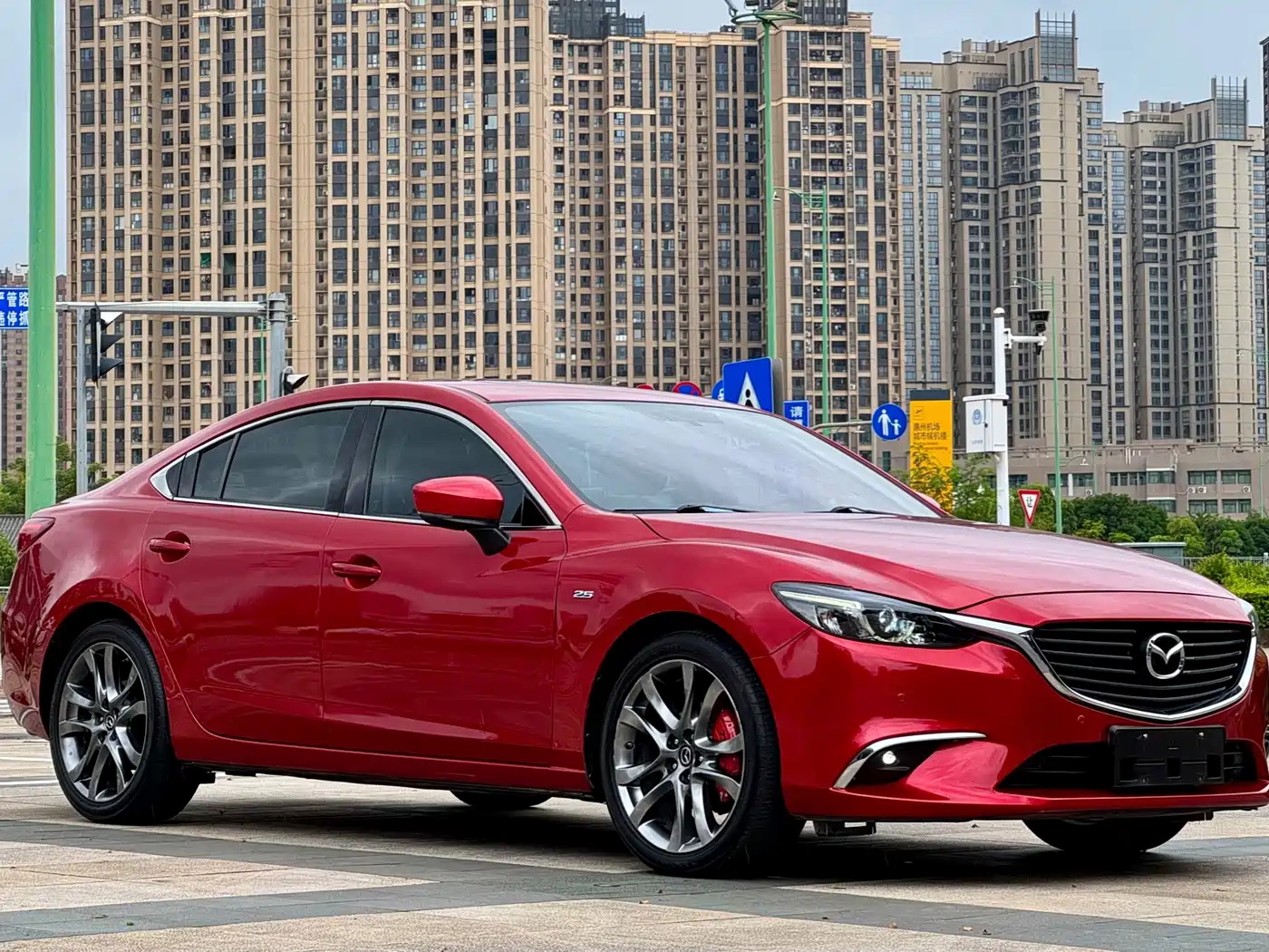 Photo 3 - Mazda Atenza