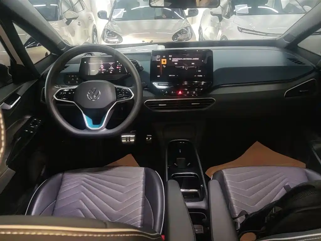 Volkswagen ID.3 2023 Pure Smart Edition фото 10