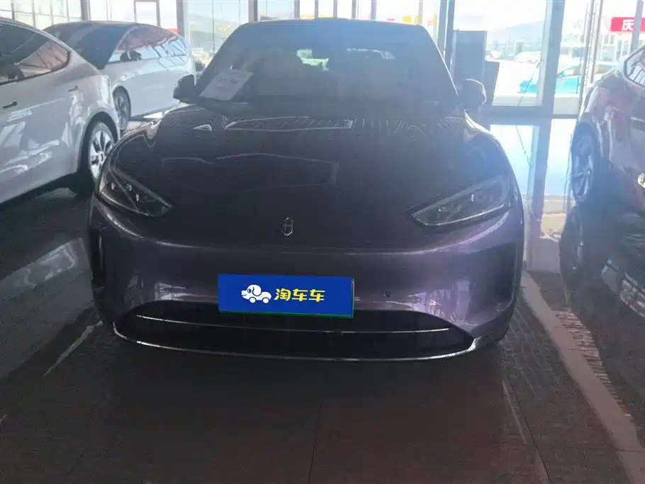 AITO Wenjie AITO M5 2025 Extended Range Ultra AWD фото 2
