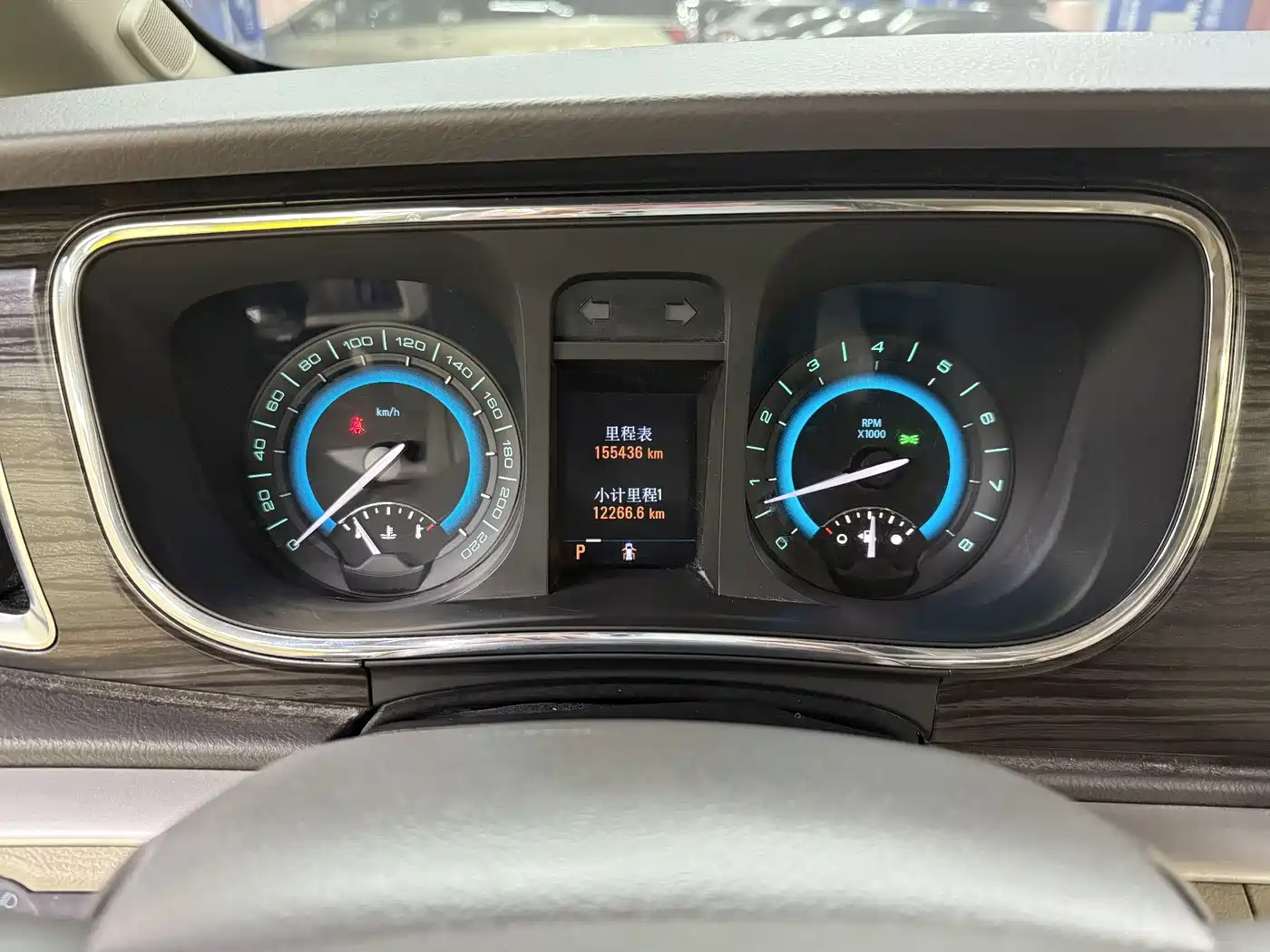 Buick GL8 2011 3.0L GT Luxury Business Elegance Edition фото 22
