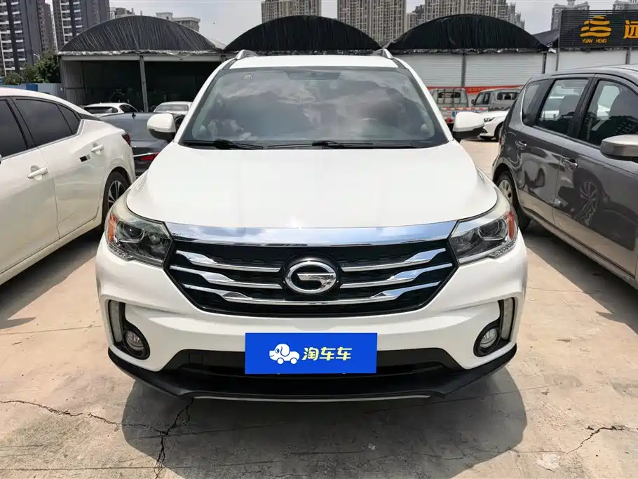 GAC Trumpchi Trumpchi GS4 2015 200T G-DCT Luxury Edition фото 2