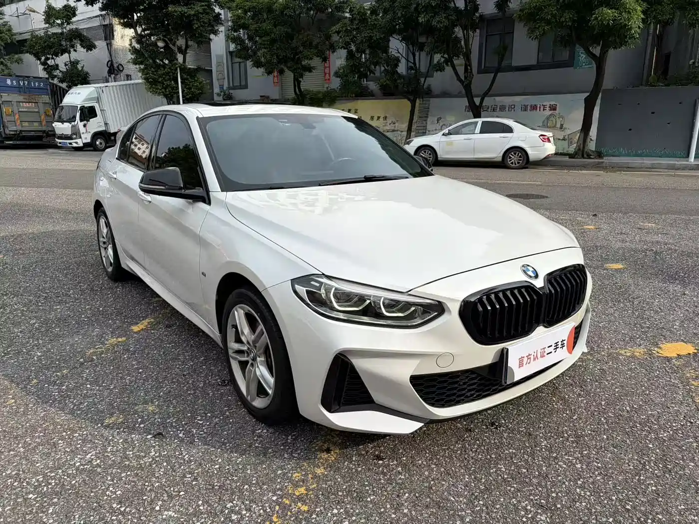 BMW 1 Series 2021 120i M Sport фото 3