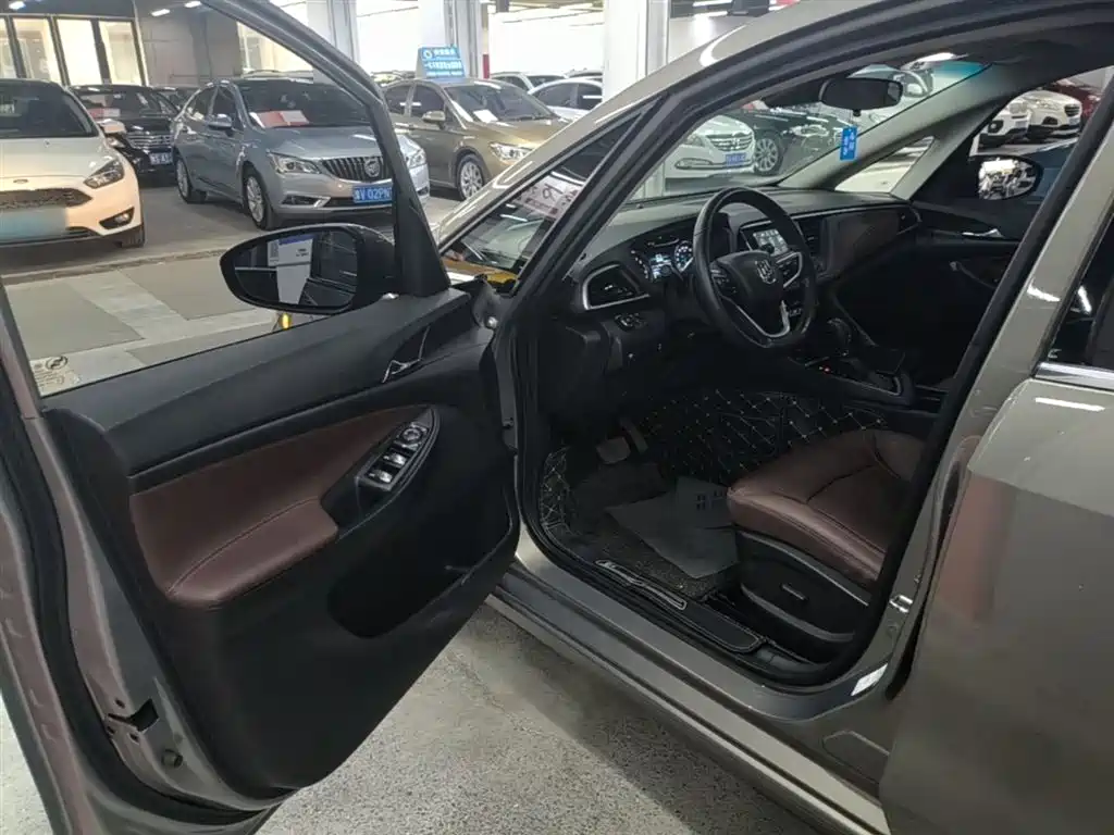 Buick GL6 2019 18T 6-seat Connected Luxury China VI фото 16