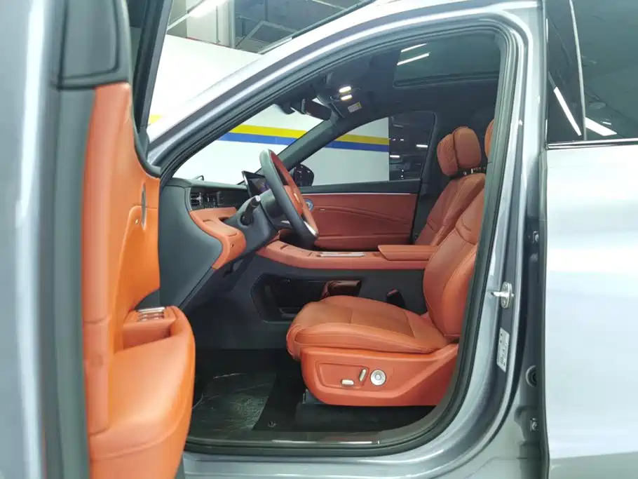 Hongqi HS6 PHEV 2025 2025 High-end Model