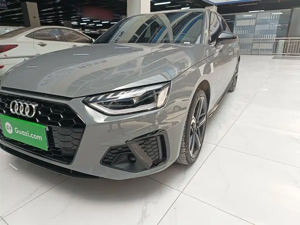 Audi A4L 2025 2 Million Celebration Edition 40 TFSI Luxury Dynamic фото 24