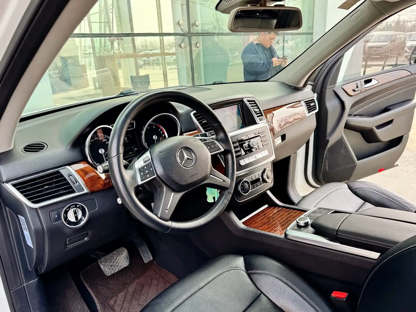 Mercedes-Benz M-Class 2014 ML 400 4MATIC Dynamic фото 10