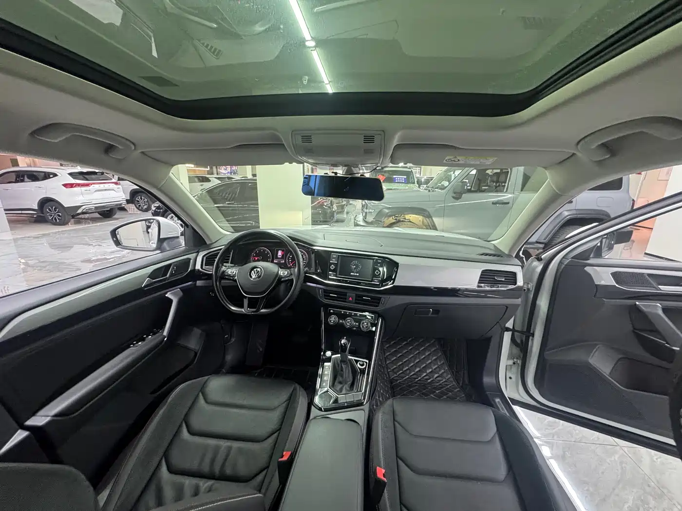 Volkswagen Tayron 2019 Expedition 280TSI 2WD Luxury (China VI) фото 7