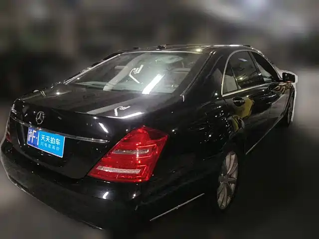 Mercedes-Benz S-Class 2012 S 300 L Luxury Grand Edition — фото 2
