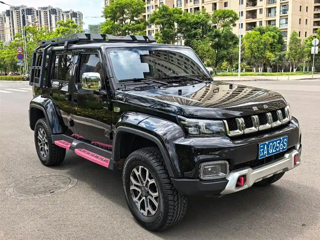 BAIC ORV Beijing Offroad BJ40 2023 2.0T Auto 4WD Urban Hunter Knight Edition фото 3