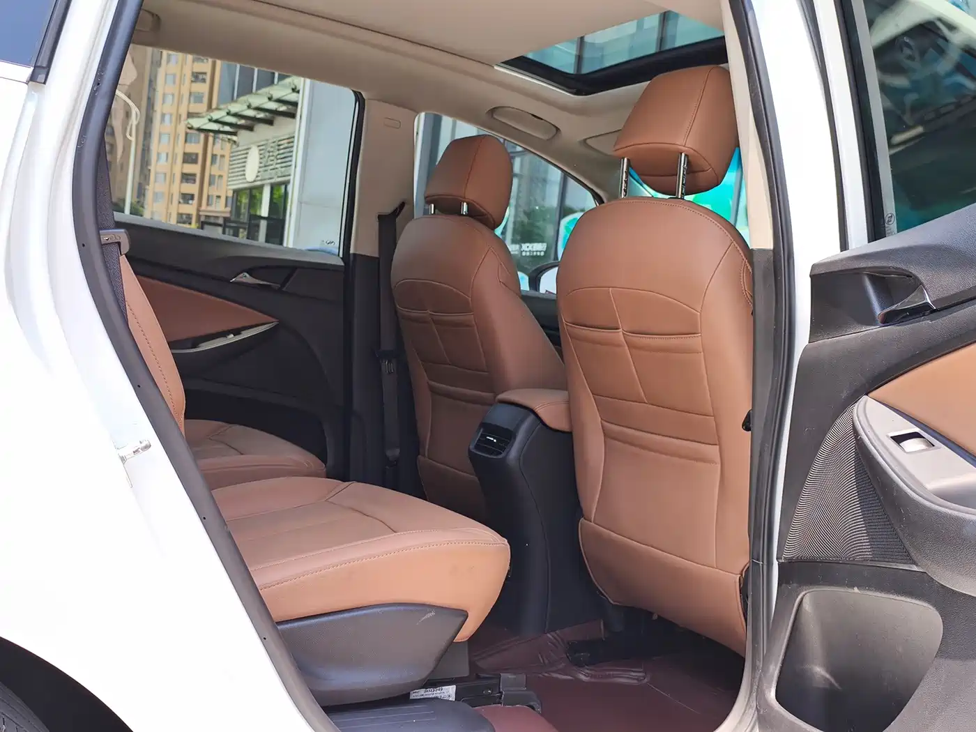 Buick GL6 2023 2021 323T Mild Hybrid Connected Premium Trim