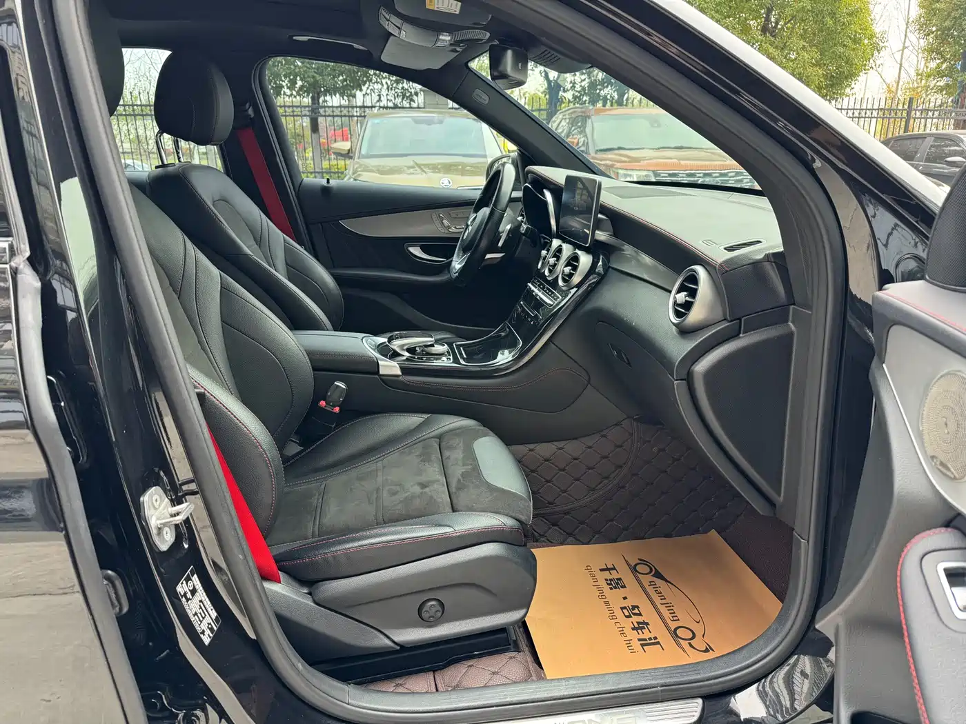 MERCEDES-BENZ GLC AMG