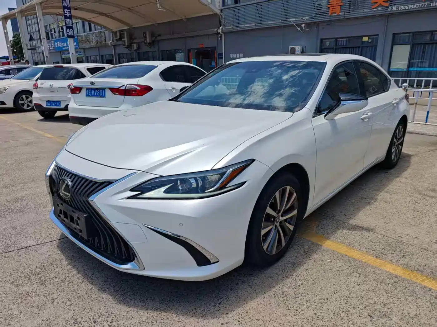 Lexus ES 2018 200 Excellence Edition China V