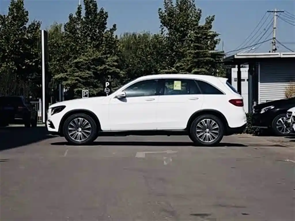 Mercedes-Benz GLC 2017 GLC 260 4MATIC Luxury фото 6